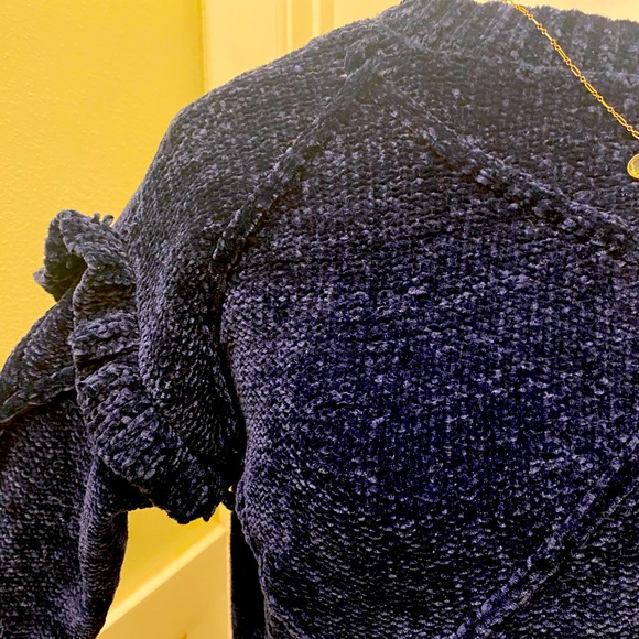 Luxe Dark Blue Sweater - Picture 6 of 7